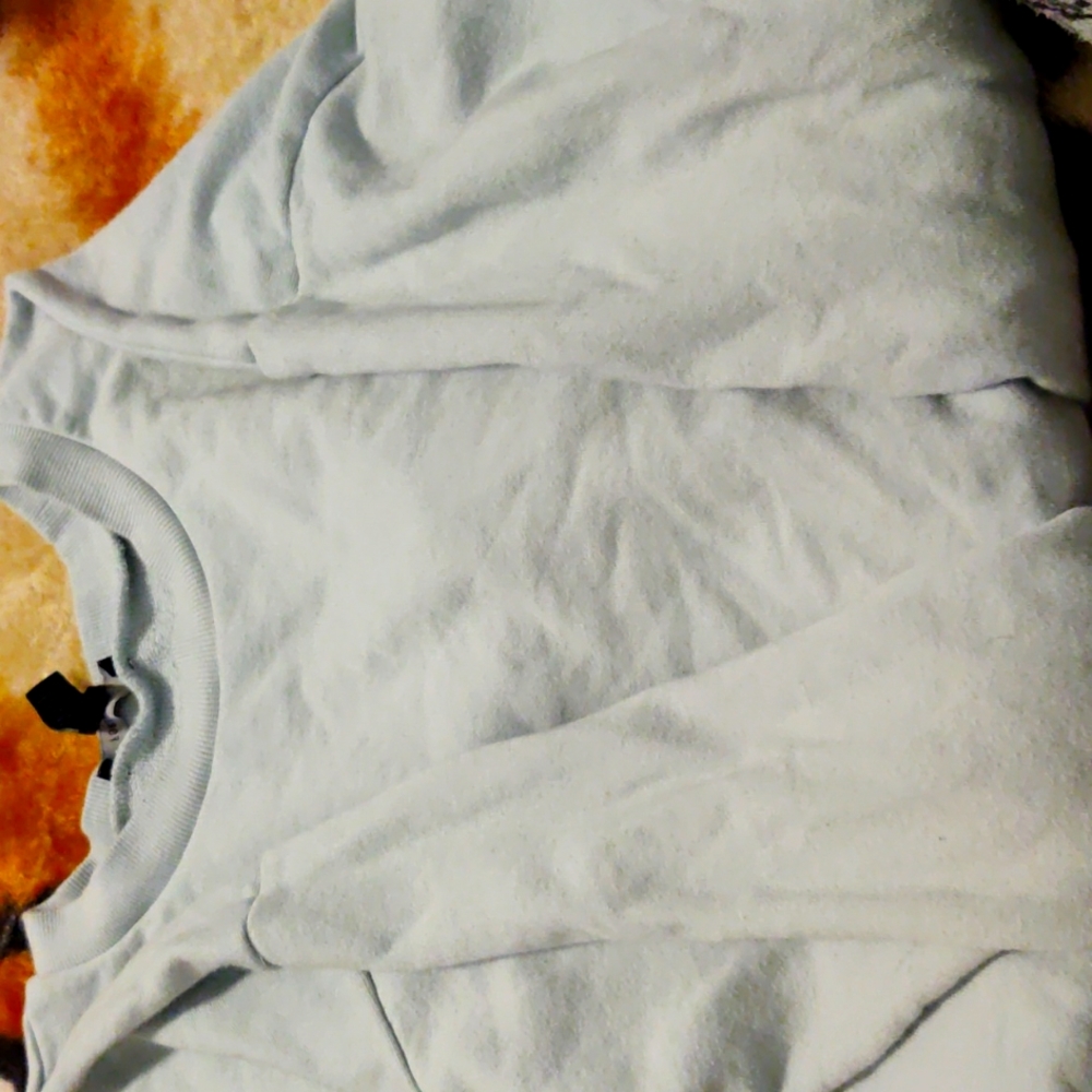 Crop sweater
